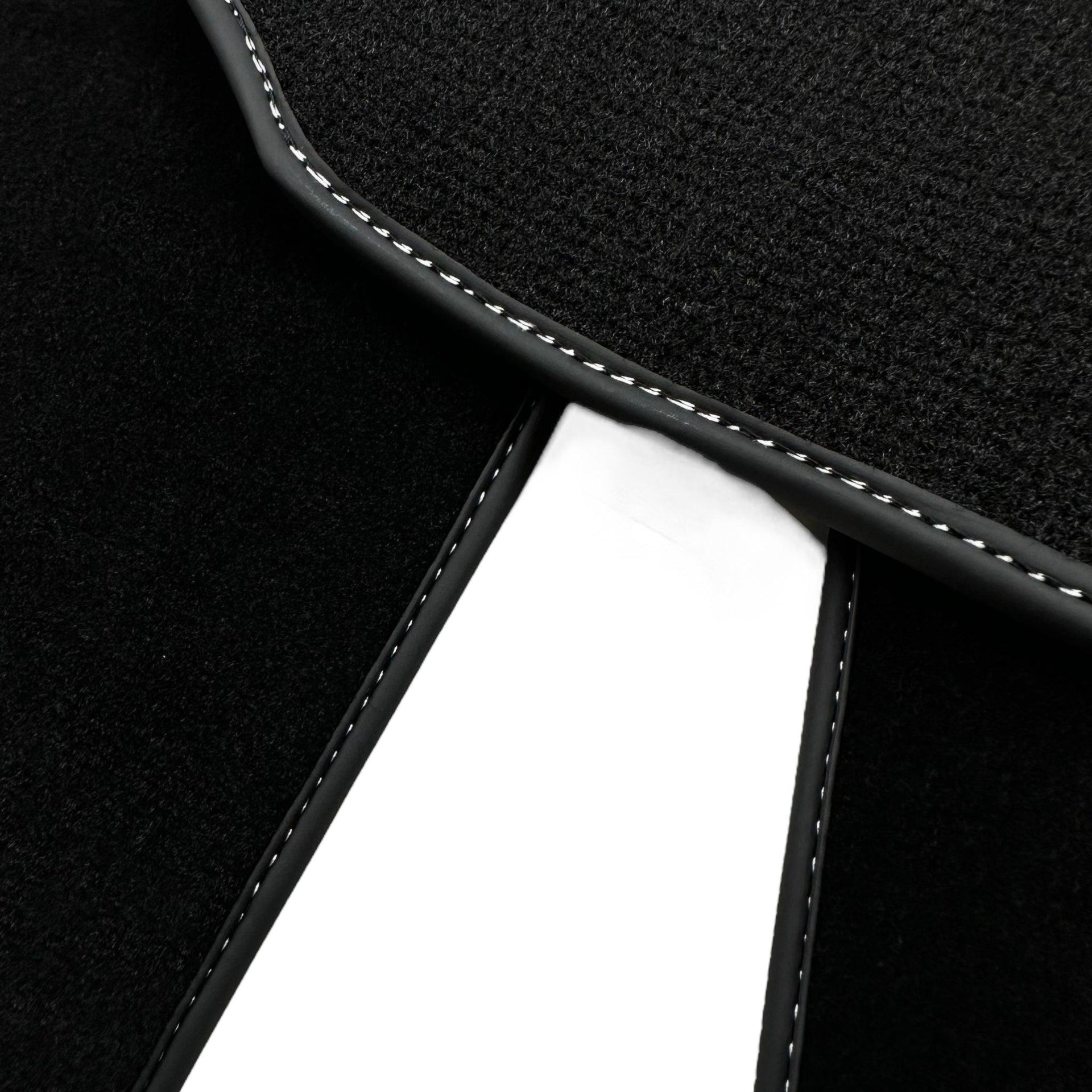 Black Floor Mats for Kia EV6 (2021-2024) - AutoWin