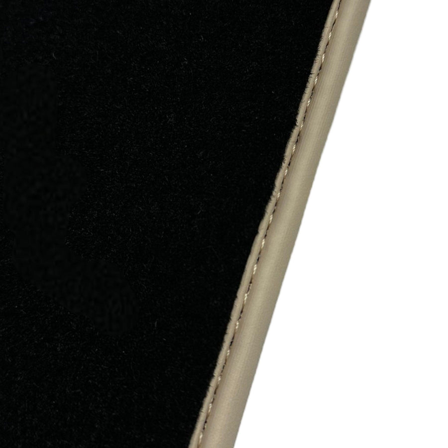 Black Floor Mats For Kia Sportage (1994-2002) ER56 Design | Beige Trim - AutoWin