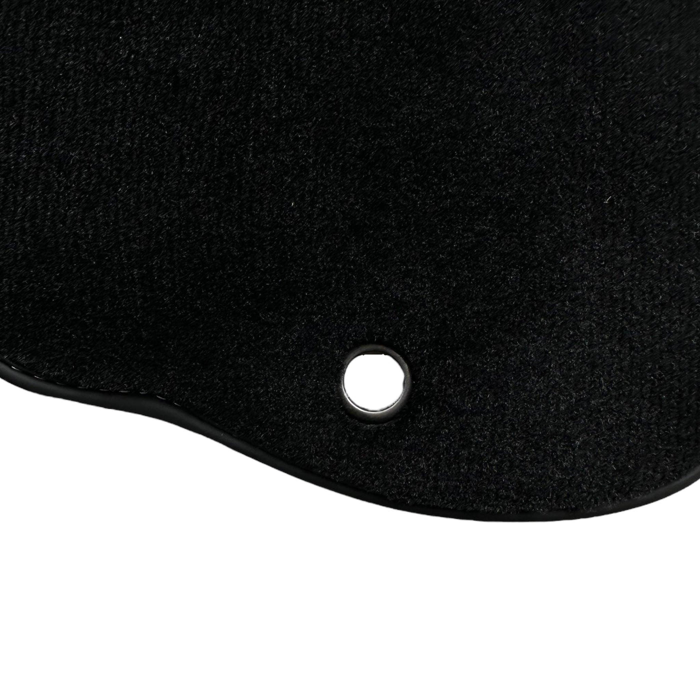 Black Floor Mats For Kia Sportage (2004-2010) - AutoWin