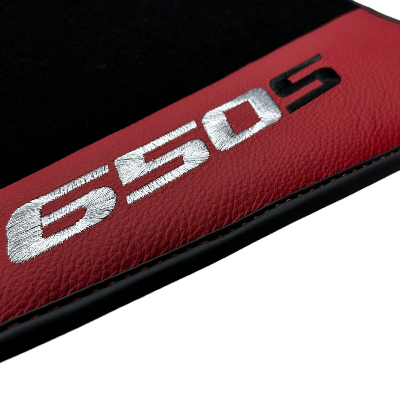 Black Floor Mats For McLaren 650S Black Tailored With Red Leather - AutoWin