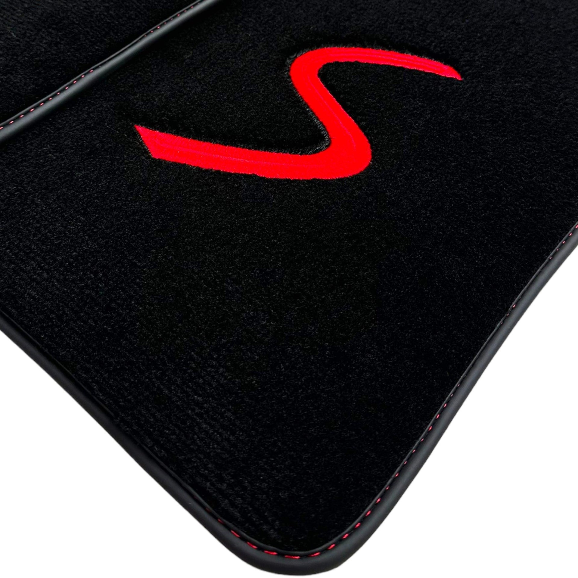 Black Floor Mats for Mini Cooper / One F55 5-doors (2015-2023) - AutoWin