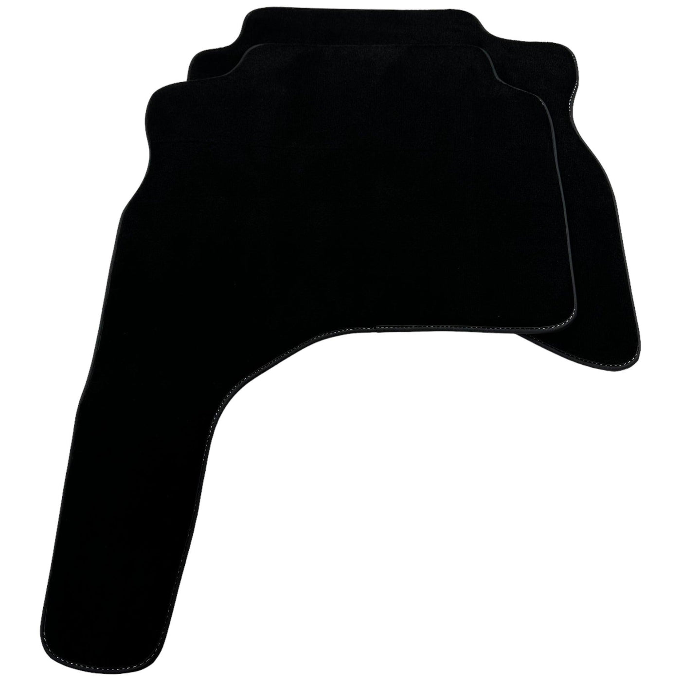 Black Floor Mats For Mitsubishi Pajero Sport (1996-2006) - AutoWin