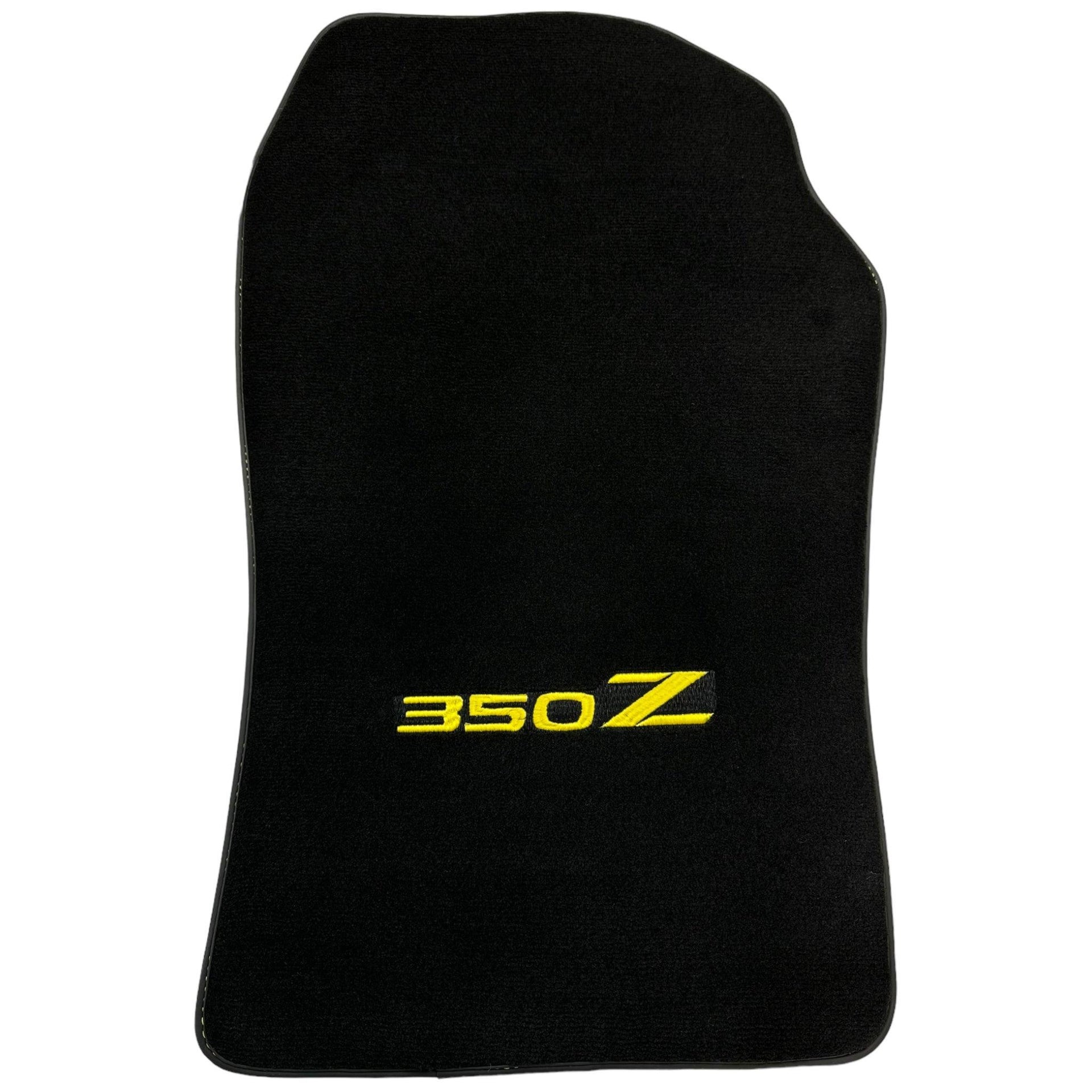 Black Floor Mats For Nissan 350Z (2003-2008) - AutoWin