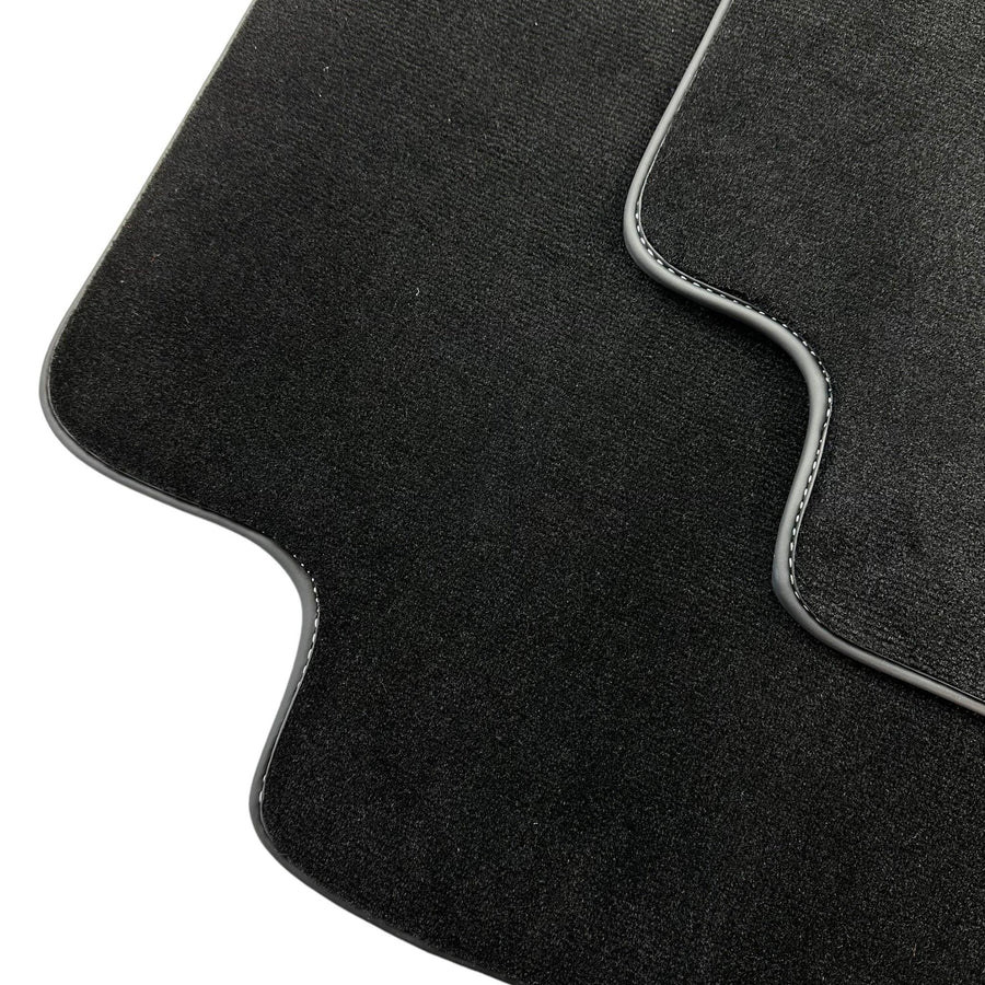 Black Floor Mats For Nissan Patrol (1997-2006) - AutoWin