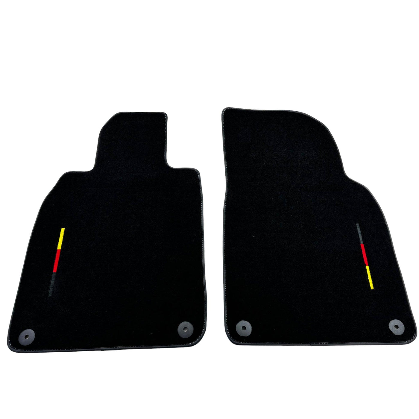 Black Floor Mats for Porsche Cayenne (2018-2023) - AutoWin