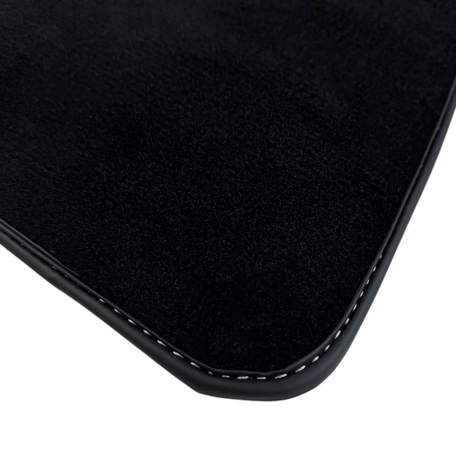 Black Floor Mats for Rolls Royce Ghost Series I (2010–2020) with White Leather | RR Logo