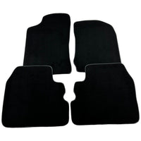 Black Floor Mats For Toyota Hilux (1998-2005) - AutoWin