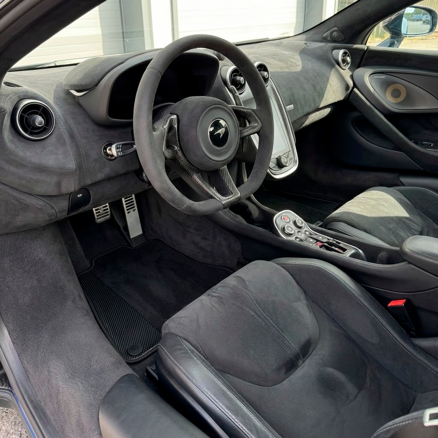 ブラックカーマット マクラーレン600LT (2018-2020) カーボンレザー付き