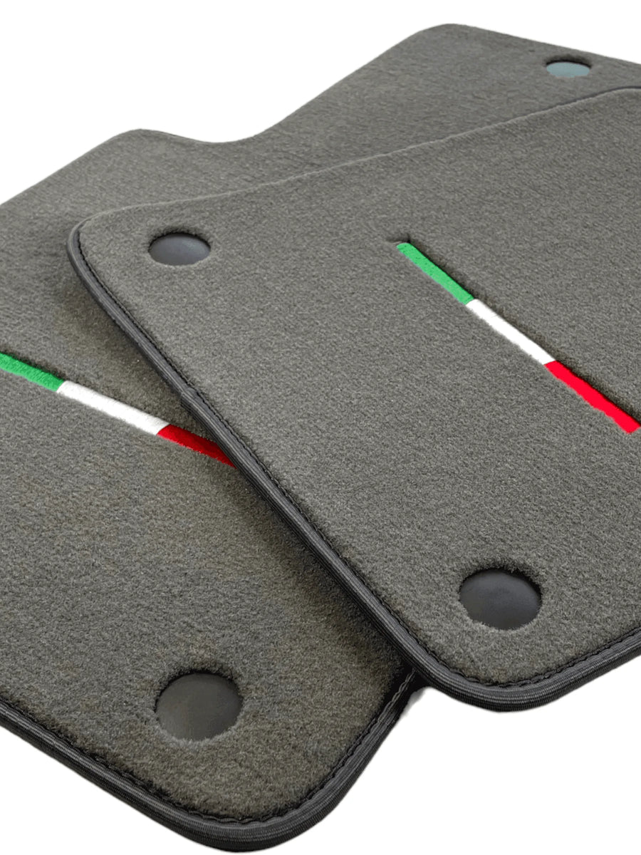 Graue Autofußmatten für Ferrari 612 Scaglietti 2005-2011 Italienische Edition - AutoWin