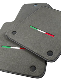 Graue Autofußmatten für Ferrari 612 Scaglietti 2005-2011 Italienische Edition - AutoWin