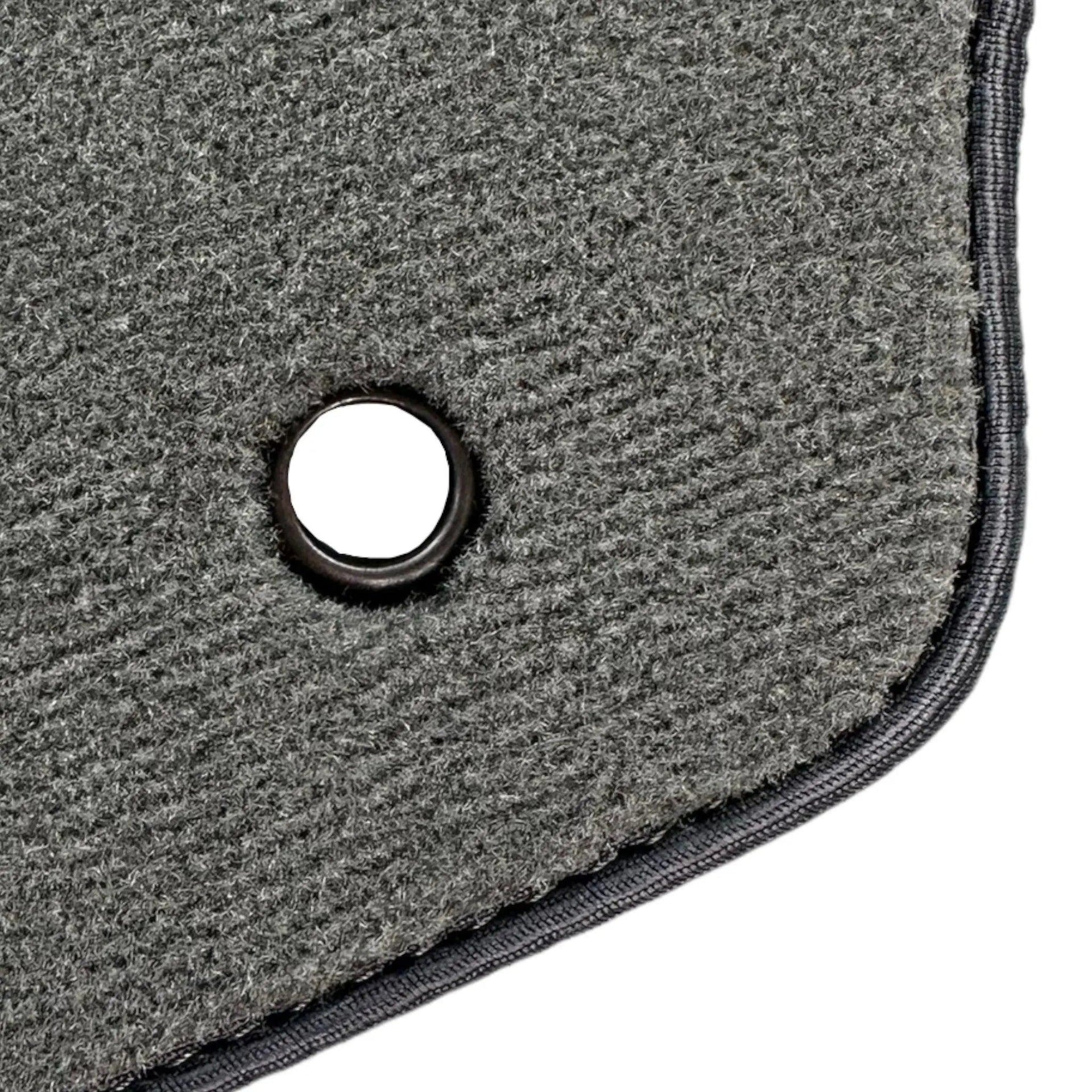 Grey Floor Mats For Hummer H3 (2005-2010) - AutoWin