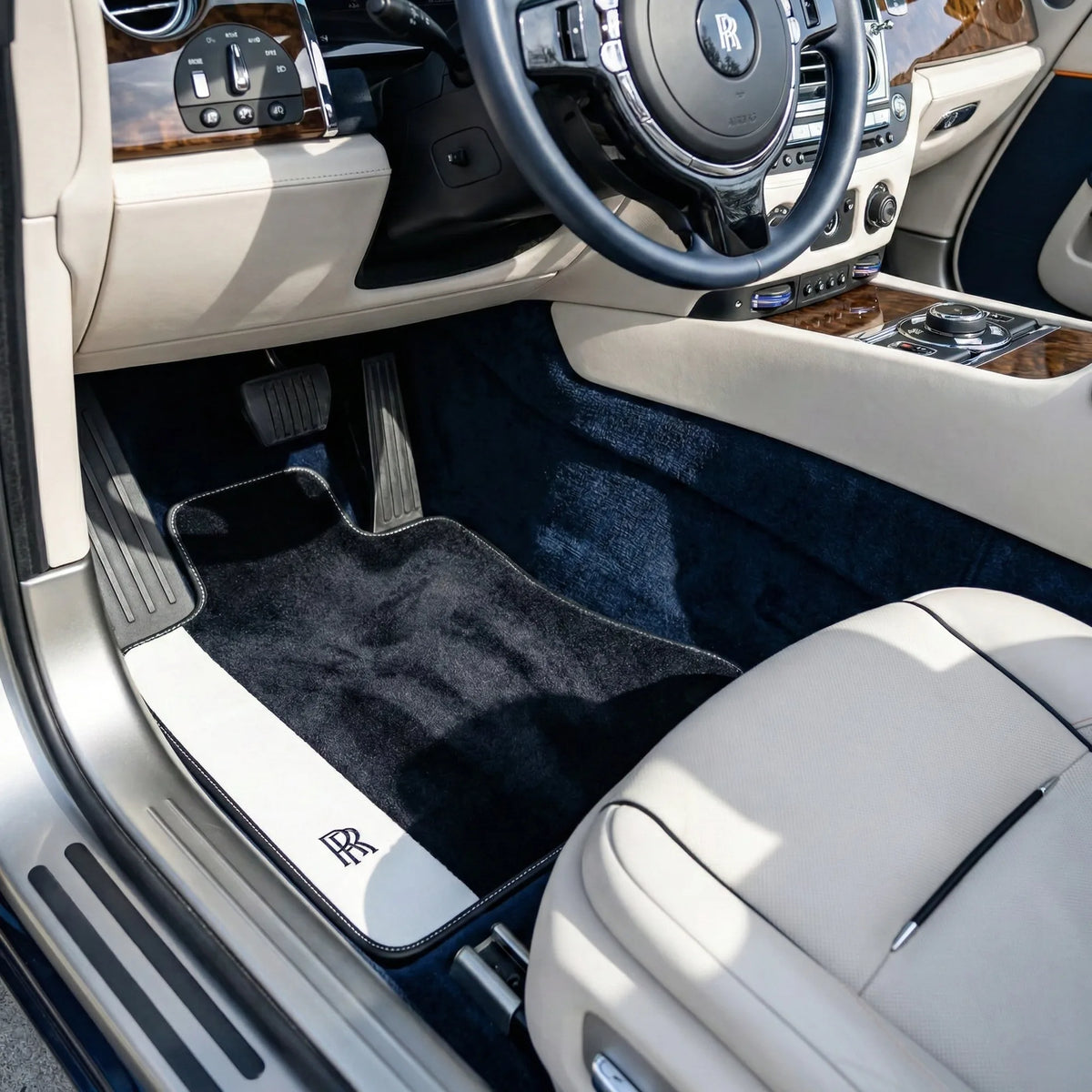Interior look of floor mats for Rolls Royce Dawn (2016-2023)