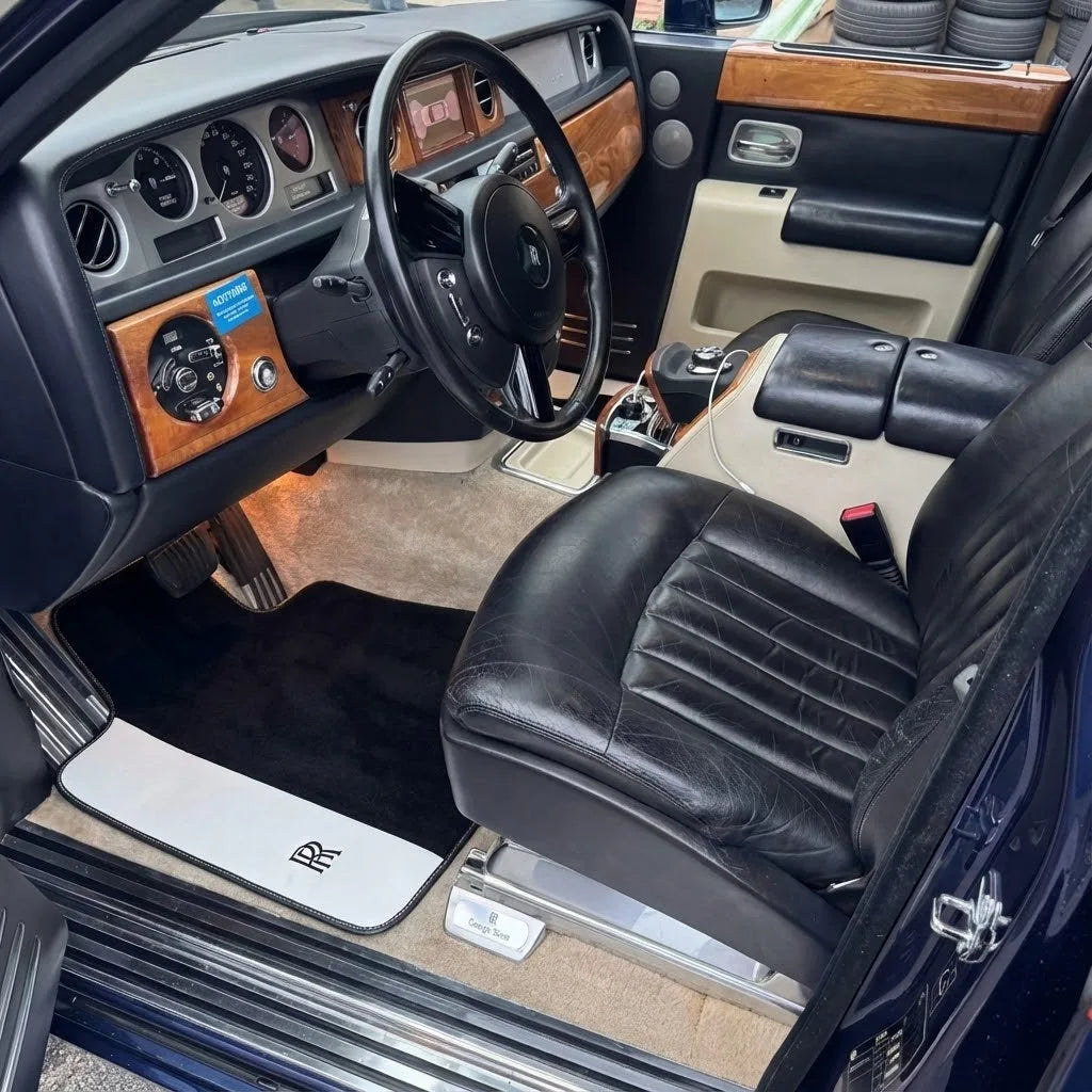 Interior look of floor mats for Rolls Royce Phantom Sedan (2003-2016)