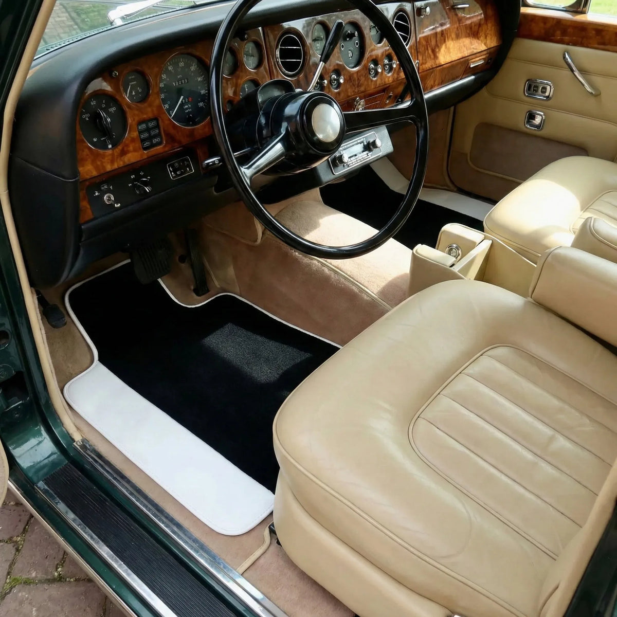 Interior look of floor mats for Rolls Royce Shadow (1965-1977)