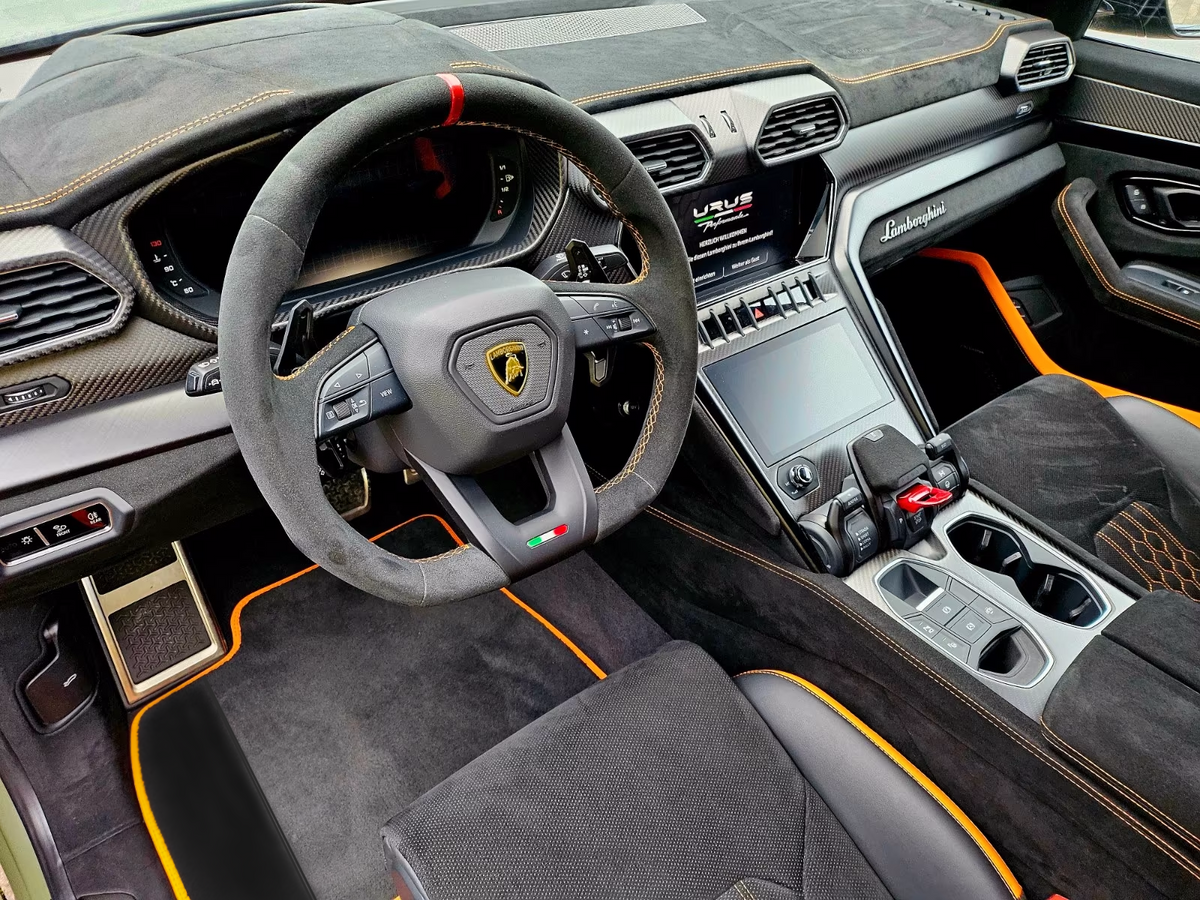 Customizable Black Floor Mats For Lamborghini Urus With Alcantara Leather