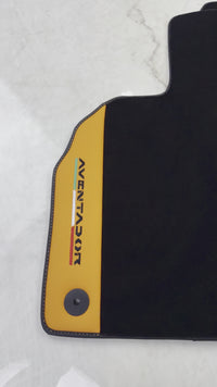 ランボルギーニ アヴェンタドール用ブラック フロアマット オレンジ (アランシアレオニス) ナッパレザー付き