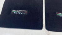 Schwarze Fußmatten für Lamborghini Huracan STO