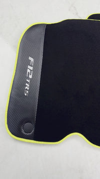 フェラーリ F12 TRS (2014) 用 ブラック フロアマット カーボンレザー付き