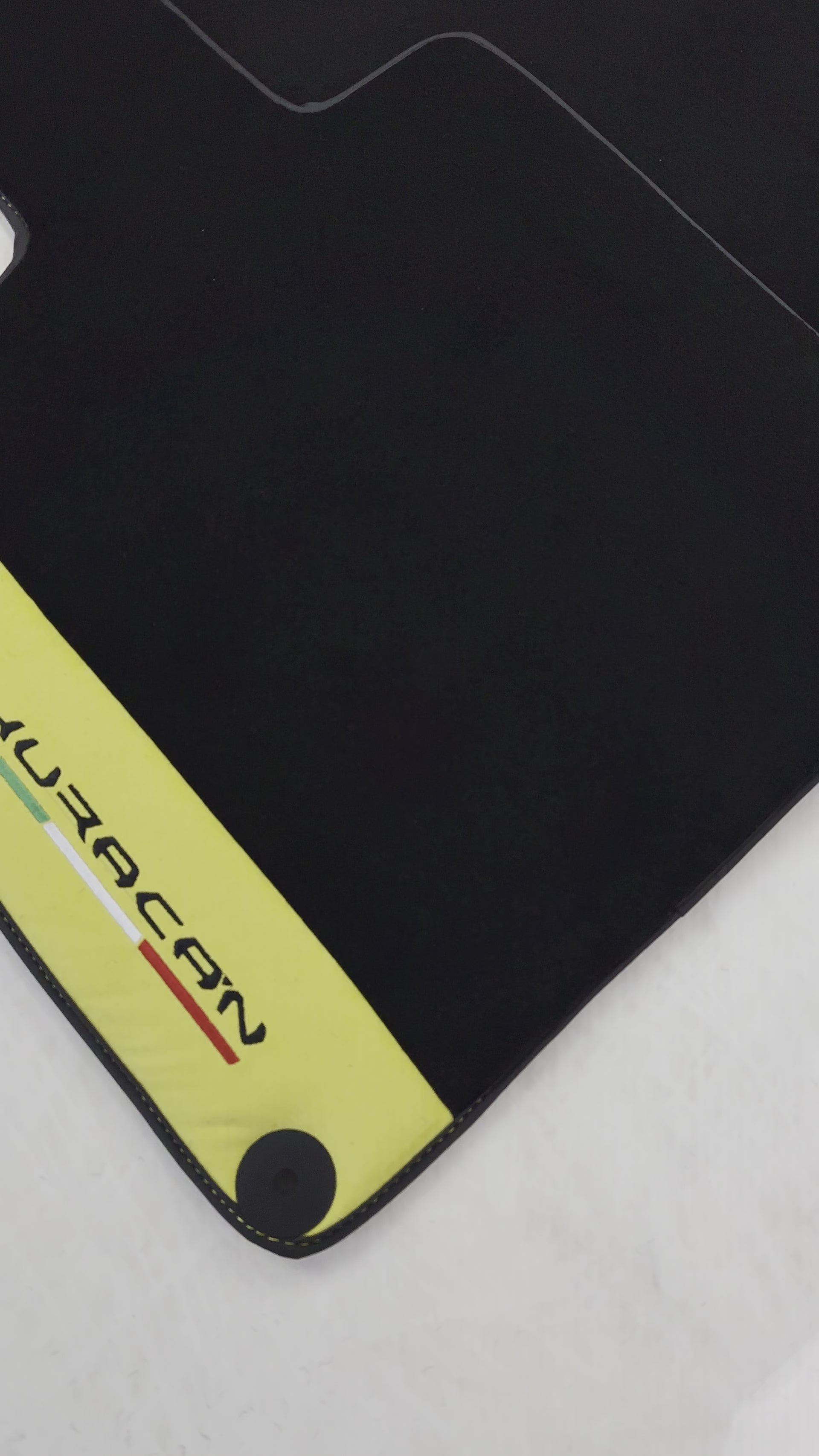 ランボルギーニ ウラカン用ブラック フロアマット イエロー アルカンターラ レザー - AutoWin.EU