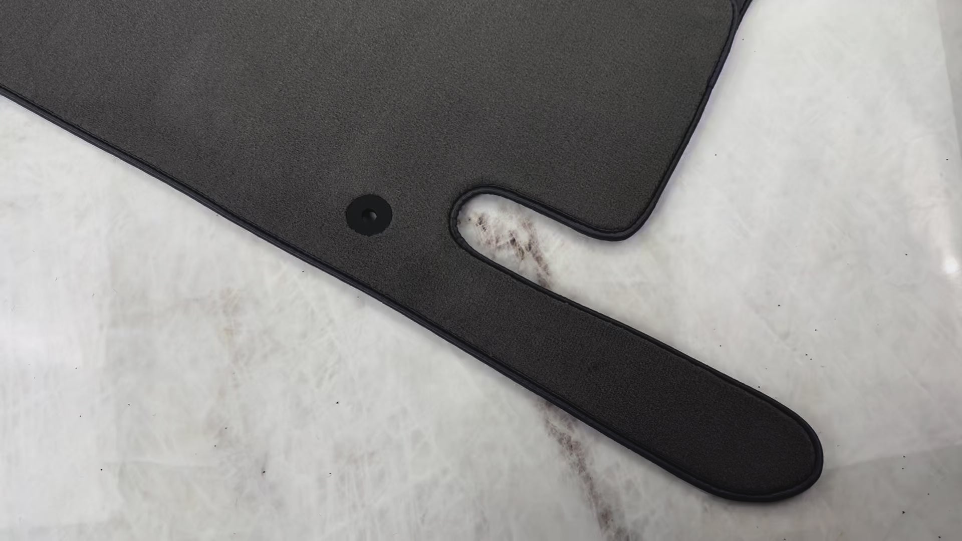 シボレー コルベット C5 (1997-2004) 用グレー フロアマット - AutoWin