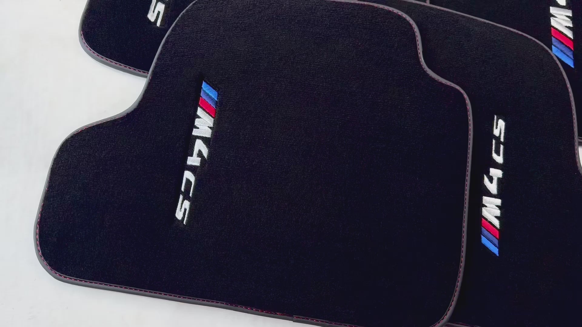 BMW M4 シリーズ F82 用ブラック フロア マット |レッドトリム AutoWin ブランド - AutoWin