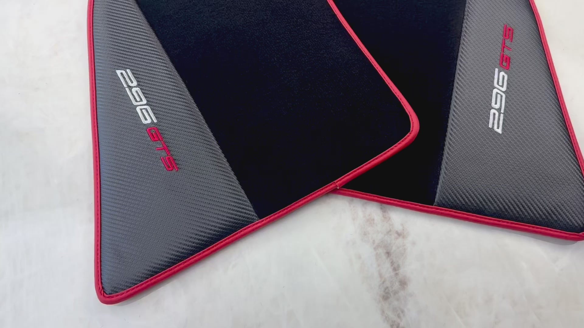 フェラーリ 296 GTB (2022-2024) 用ブラック フロアマット レザー付き - AutoWin