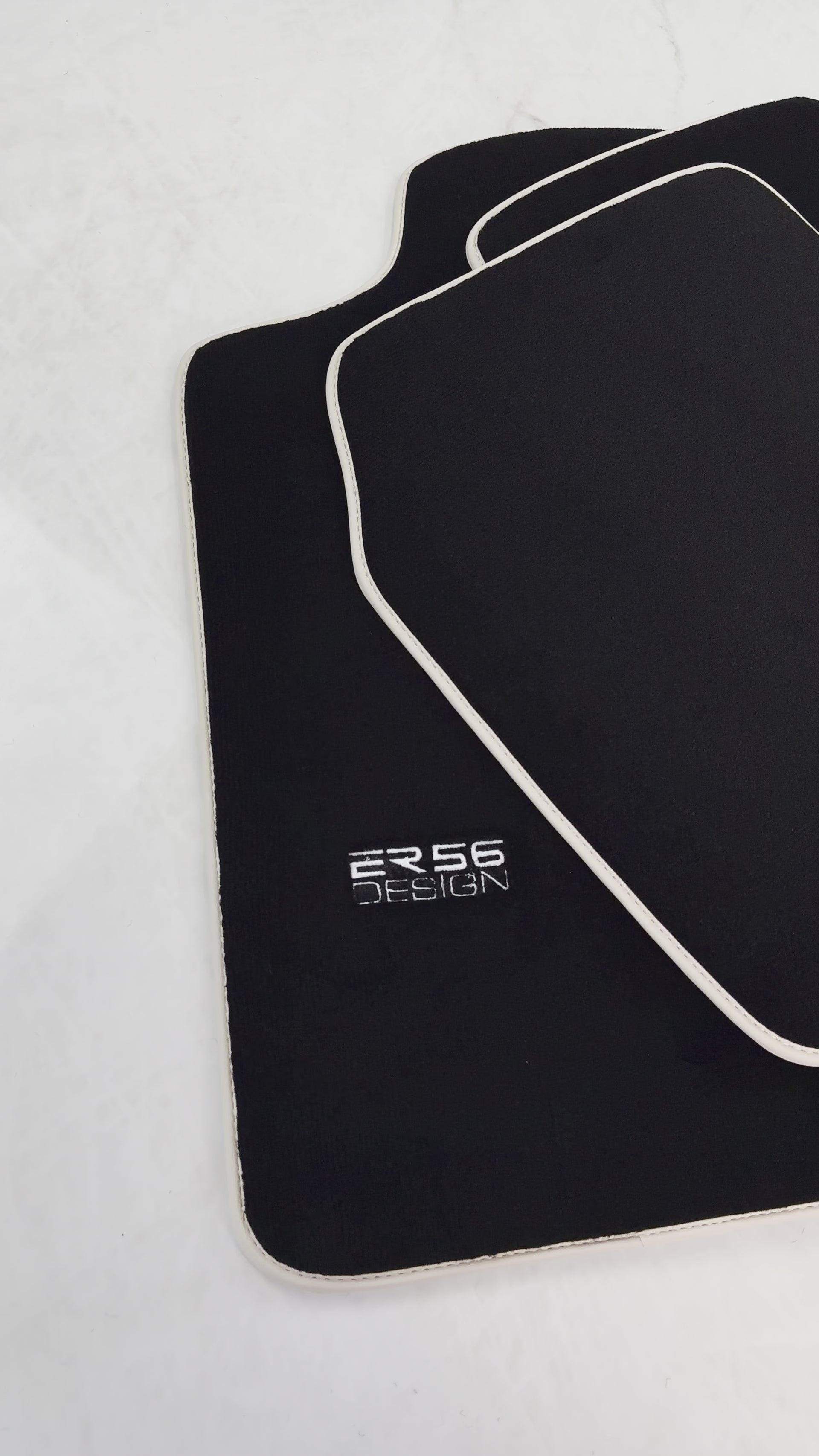 Schwarze Fußmatten für Toyota Hilux (1998–2005), ER56-Design - ER56 Design