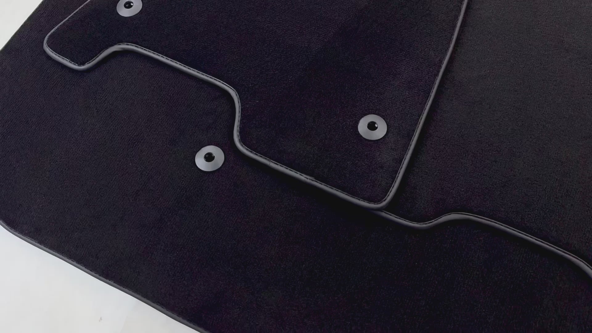 Schwarze Fußmatten für Dodge Ram 1500 (2019-2024) - AutoWin