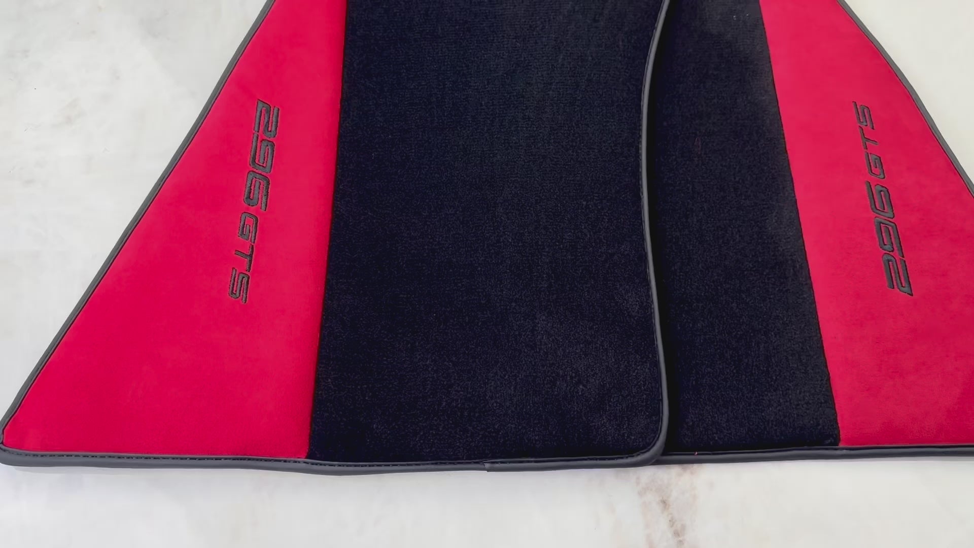 Schwarze Fußmatten für Ferrari 296 GTS (2022-2024) mit Leder - AutoWin