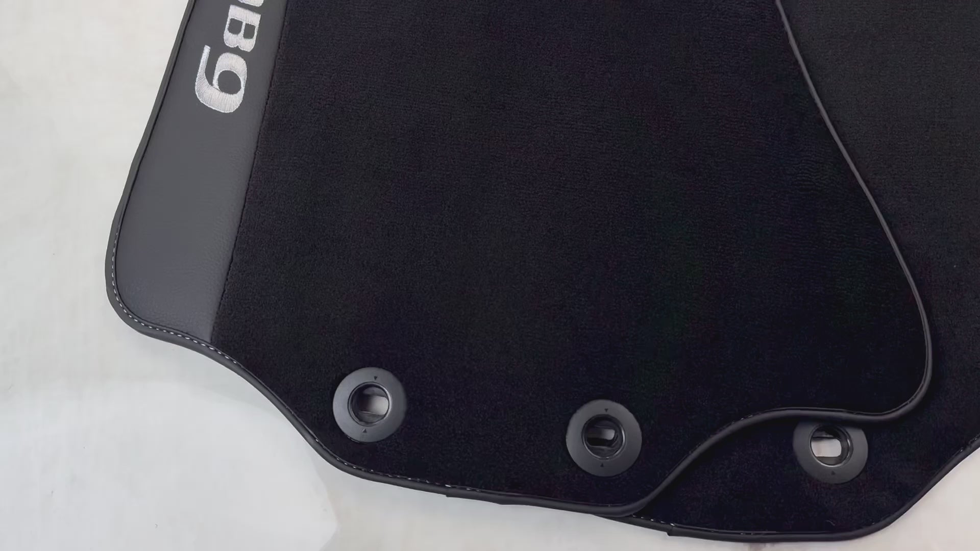 Schwarze Fußmatten für Aston Martin DB9 (2004–2016) mit Leder - AutoWin