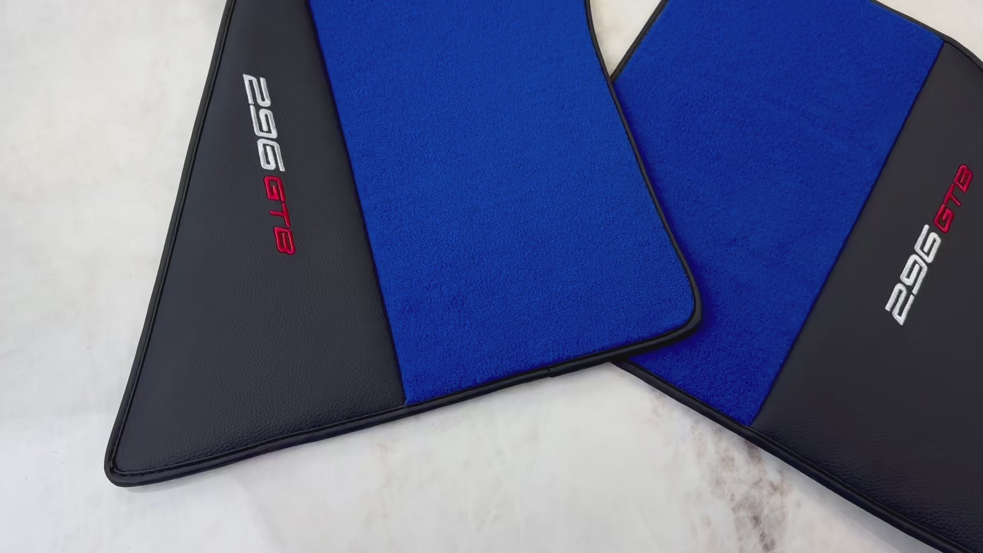 フェラーリ 296 GTB (2022-2024) 用ブラック フロアマット レザー付き - AutoWin