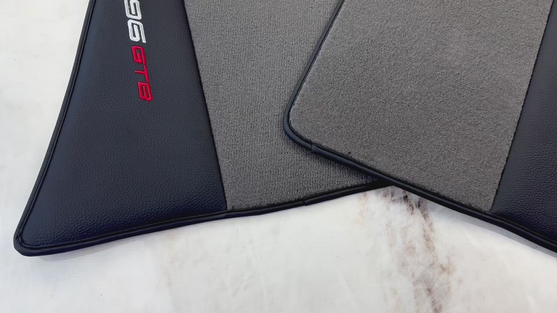 フェラーリ 296 GTB (2022-2024) 用ブラック フロアマット レザー付き - AutoWin