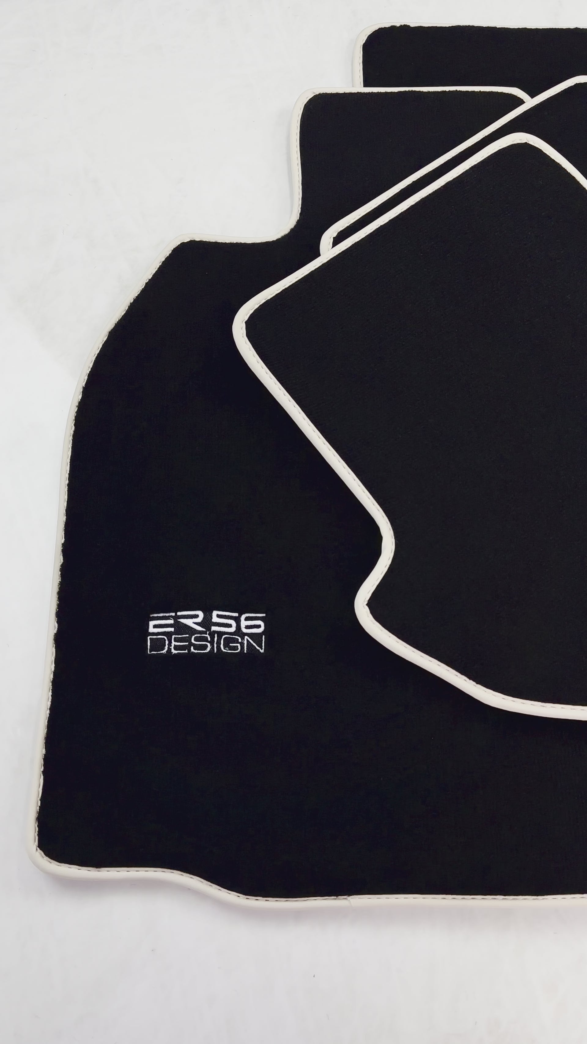 ポルシェ 911 - 997 (2005-2011) ER56 デザイン用ブラック フロアマット - ER56 Design