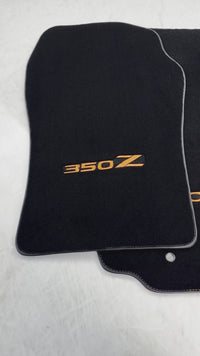 Black Floor Mats For Nissan 350Z (2003-2008)