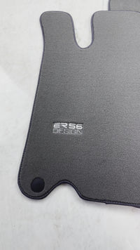 Mercedes-Benz SL-Class R230 (2001-2012) 用グレー フロアマット | ER56のデザイン