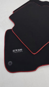 ホンダ CR-V (2017-2022) ER56 デザイン用ブラックフロアマット