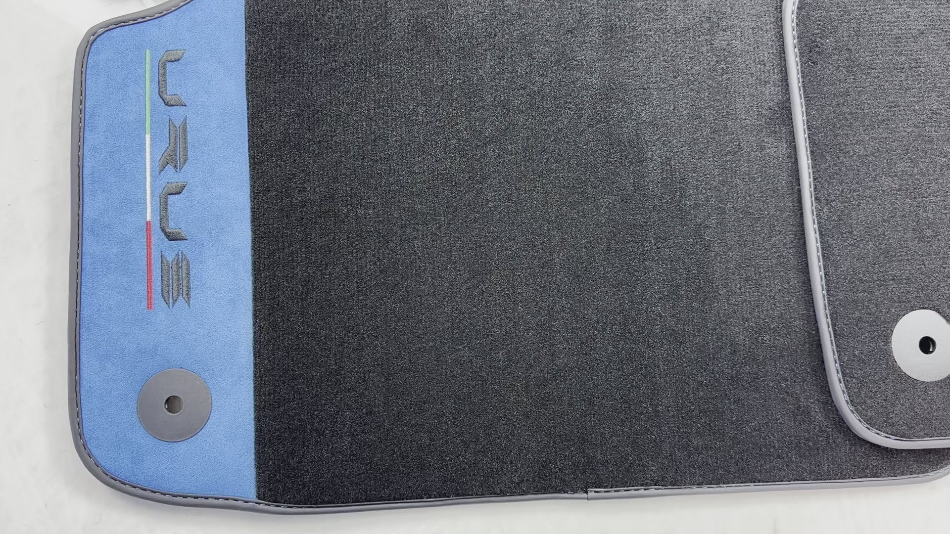 ランボルギーニ ウルス用ブラック フロアマット ブルー アルカンターラ レザー - AutoWin.EU