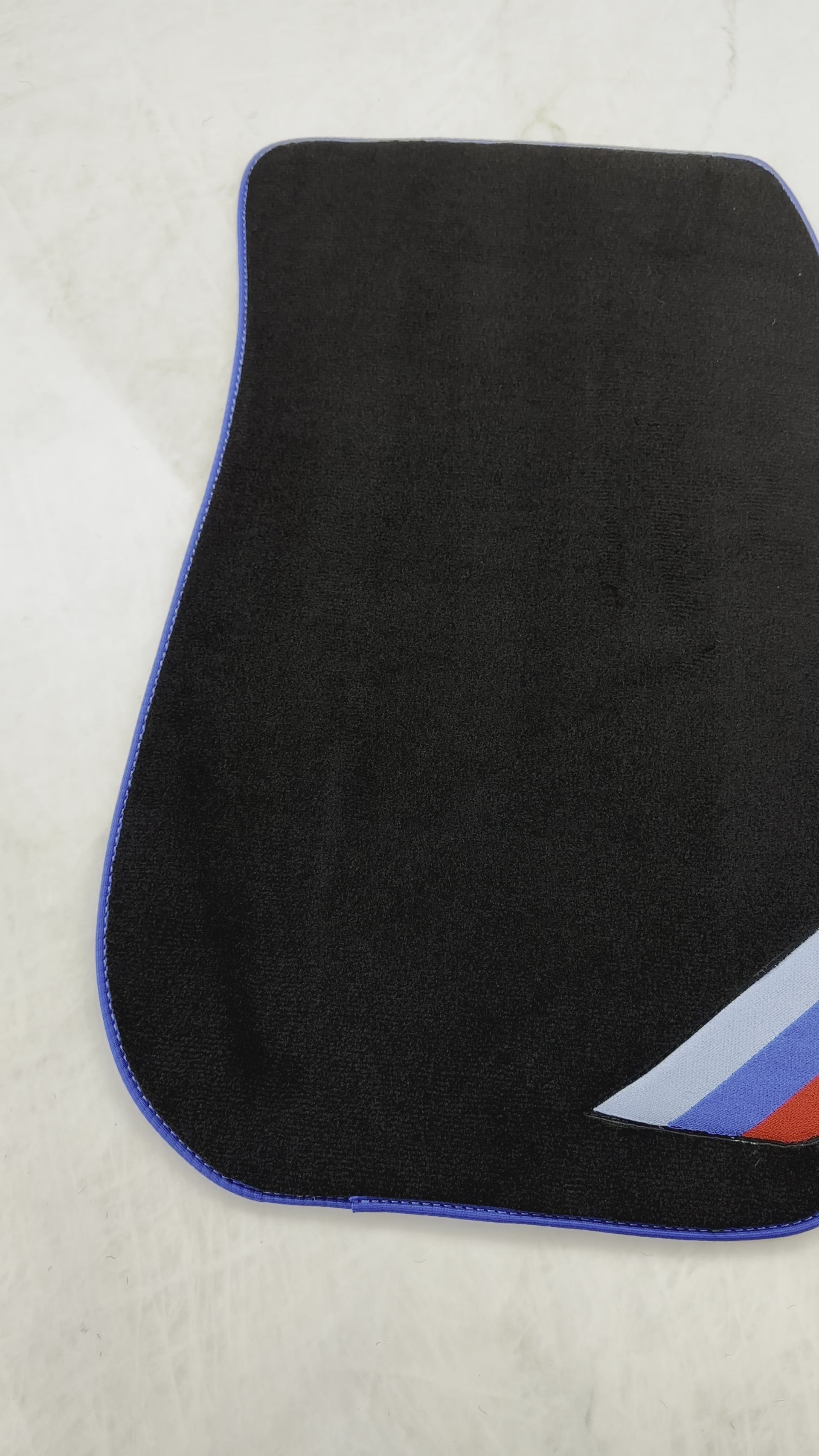 Schwarze Fußmatten für BMW Z4 Serie G29 (2018–2024). - AutoWin