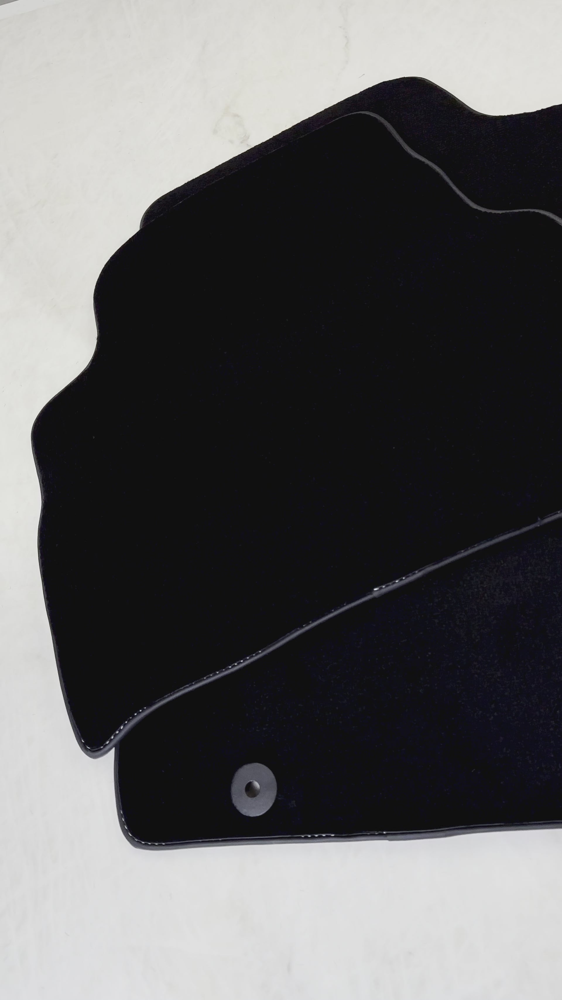 Schwarze Fußmatten für Ford C-Max (2003-2010) - AutoWin