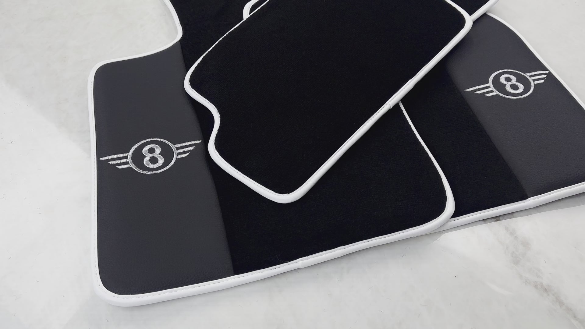 ミニ クーパー F56 (2013-2022) 用 ホワイト トリム付きブラック フロアマット レザー付き - AutoWin