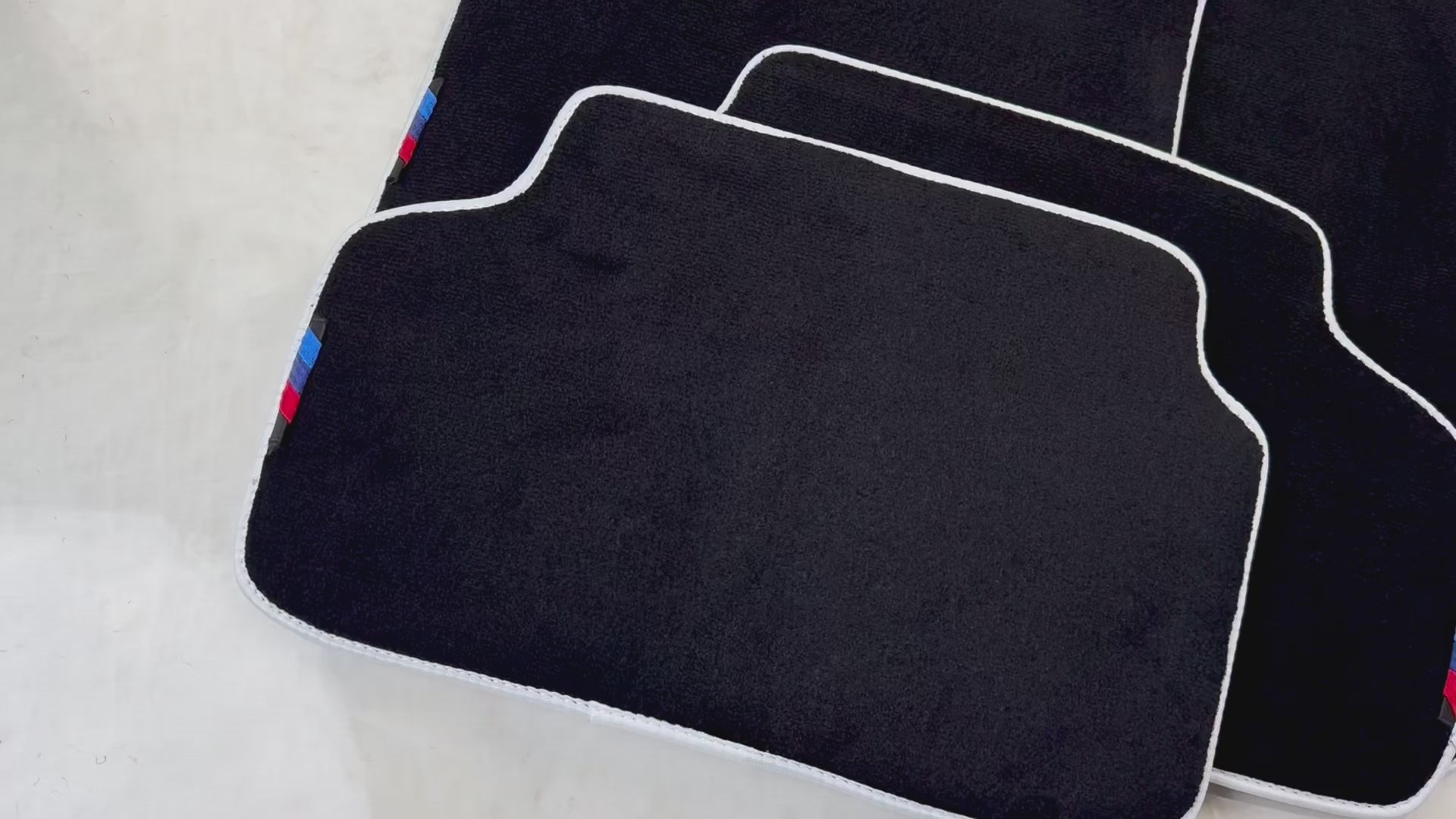 BMW 5シリーズ G30用ブラックマット | ホワイトトリム | 各種トリムカラー - AutoWin