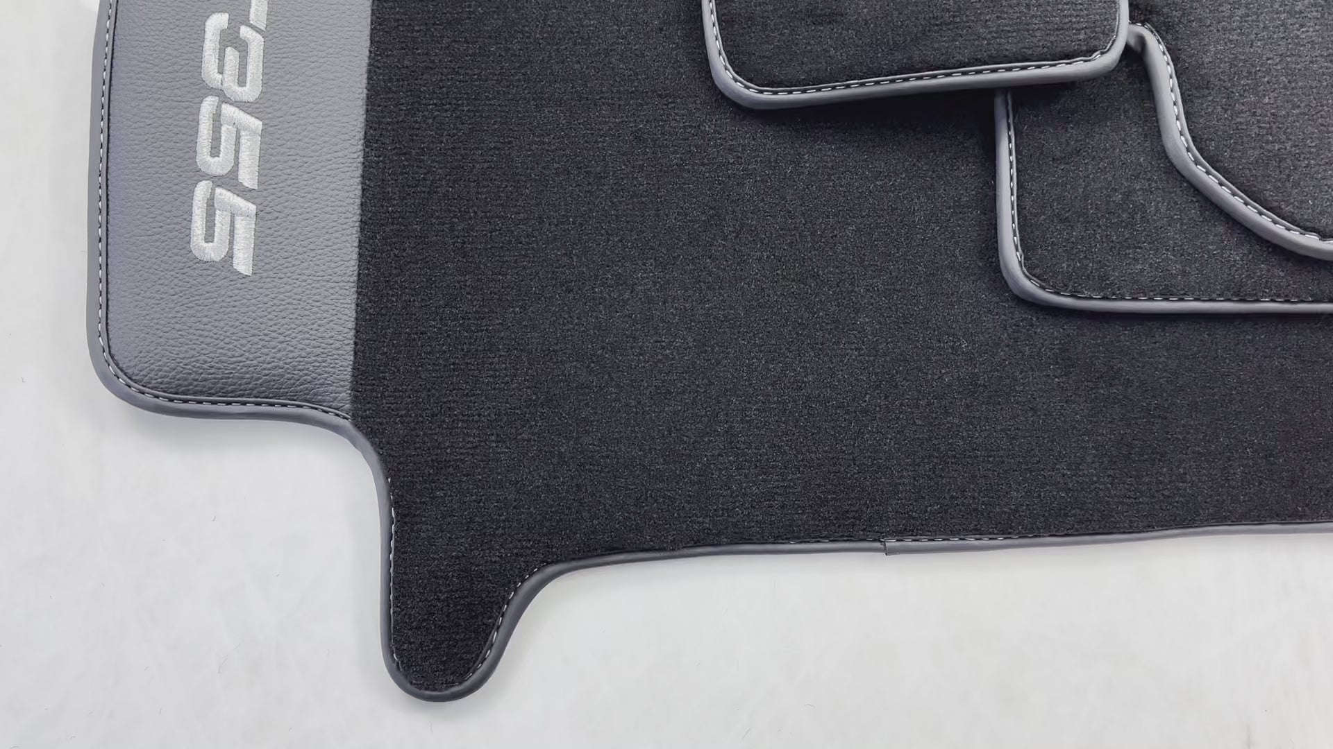 フェラーリ F355 1994-1999 用ブラック フロアマット レザー付き - AutoWin