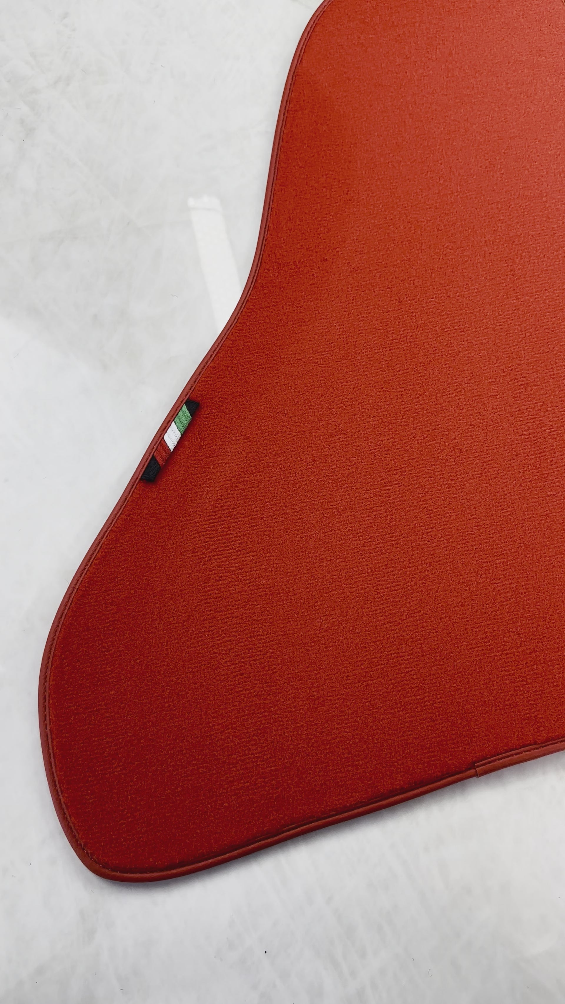 フロアマット フェラーリ モンディアル コンバーチブル 1983-1993 Autowin ブランド イタリア版用 - AutoWin