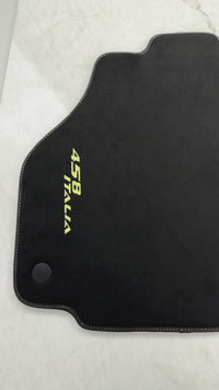 フェラーリ 458 イタリア (2009-2015) イエローロゴ用アルカンターラ ブラック フロアマット