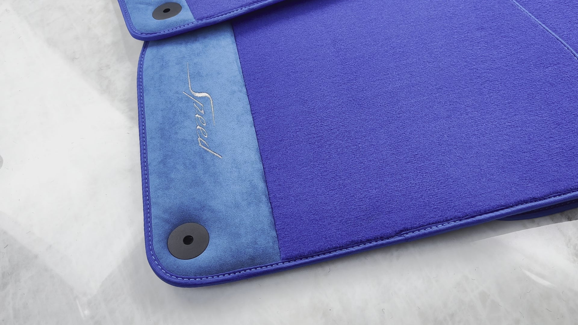 Blaue Fußmatten für Bentley Bentayga (2015–2023) mit Alcantara-Leder - AutoWin