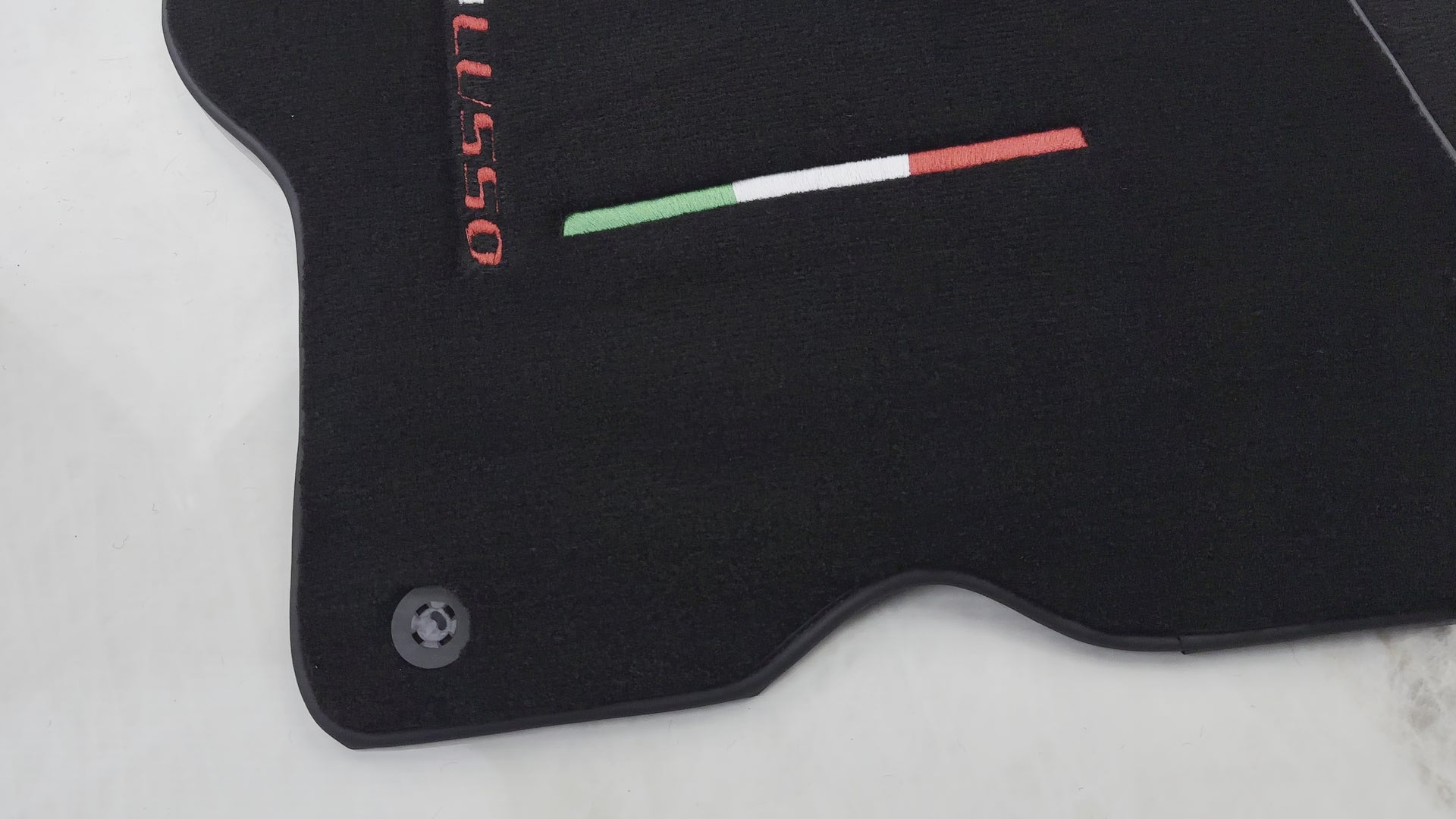 フェラーリ GTC4 ルッソ (2016-2023) イタリア版用ブラック フロアマット - AutoWin