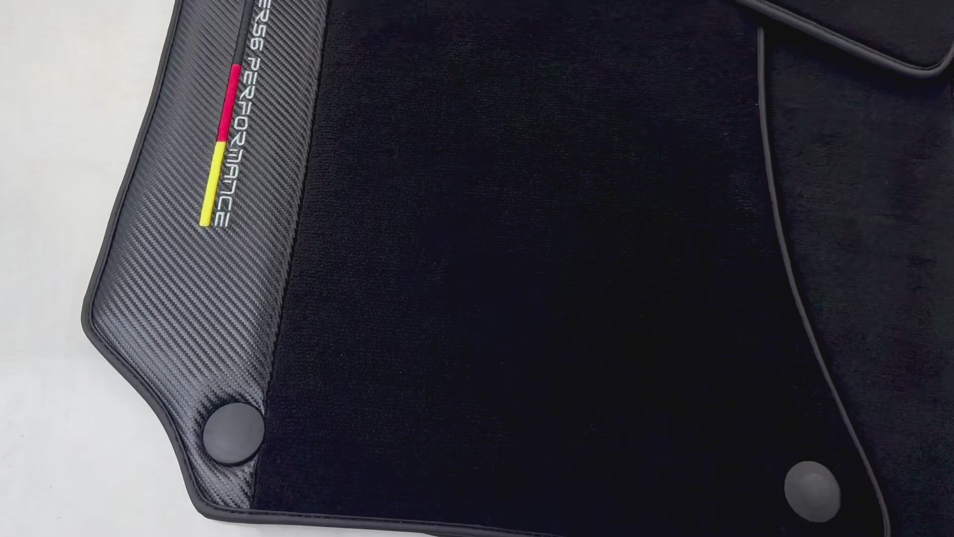 メルセデスベンツ CLS クラス C218 クーペ (2011-2014) 用ブラックフロアマット | AutoWin 版 - AutoWin