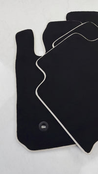 Black Floor Mats For Toyota RAV4 (2006-2013)