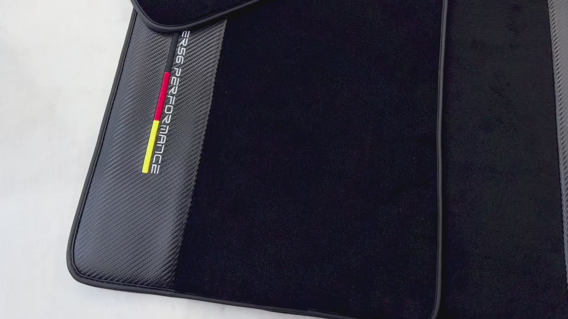 Black Mats for BMW 5 Series G30 Carbon | ER56 Performance - AutoWin