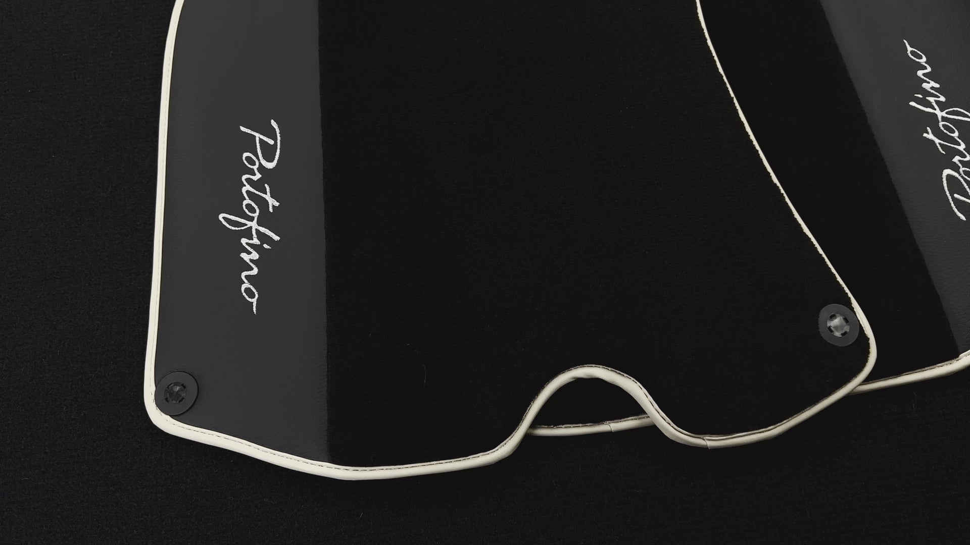 Schwarze Fußmatten für Ferrari Portofino (2018–2023) mit Leder- und Beigebesatz - AutoWin